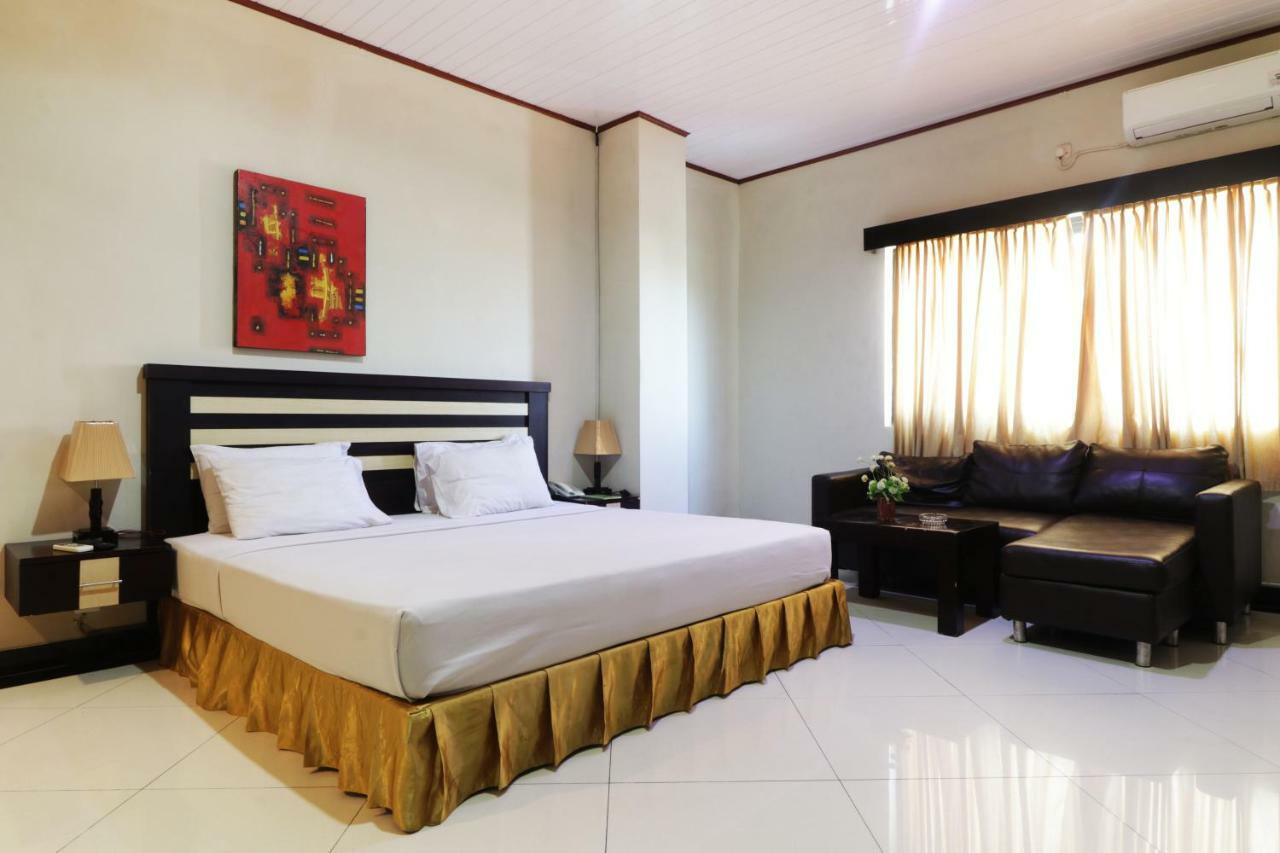 Hotel Beril Nur Makassar Luaran gambar