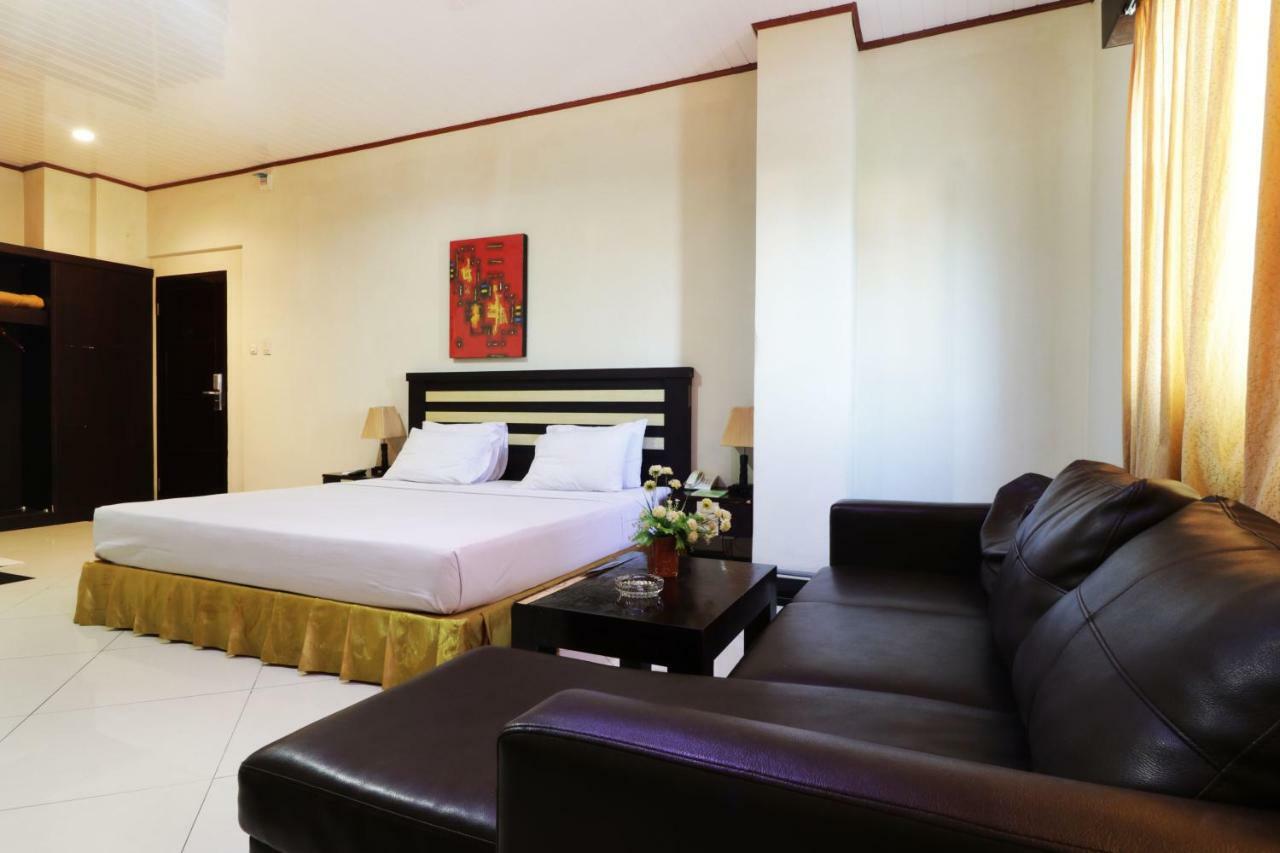 Hotel Beril Nur Makassar Luaran gambar