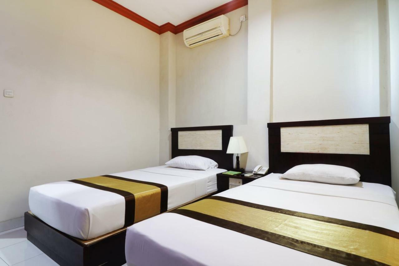 Hotel Beril Nur Makassar Luaran gambar